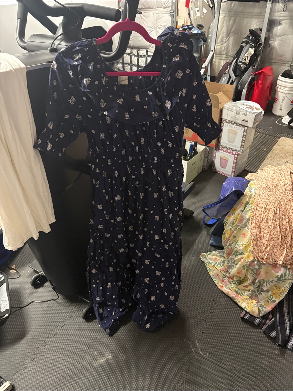 Universal Thread Navy Floral Maxi Dress with Puff Sleeves